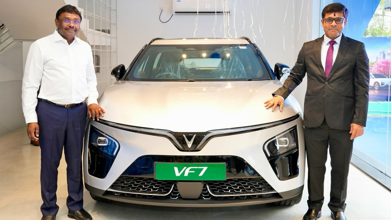 VinFast Hits 50 Showrooms in India, Plans Further Expansion to 75 Outlets