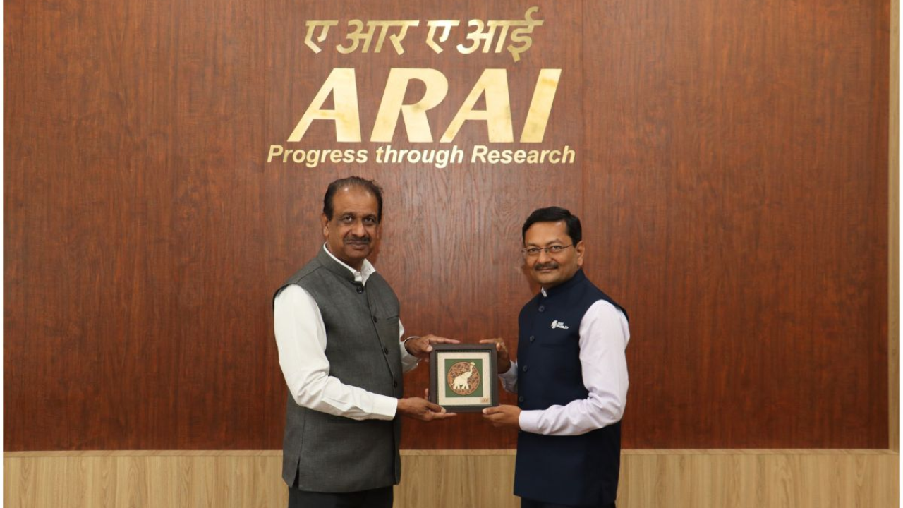 SUN Mobility Secures AIS-038 Certification for High-Voltage Swappable Battery Platform for Trucks and Buses