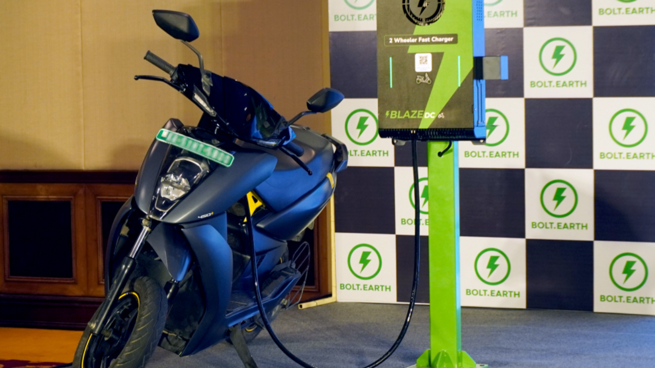 Bolt.Earth Partners with Ather Energy to Enable Discovery of LECCS DC Fast Chargers on Ather App