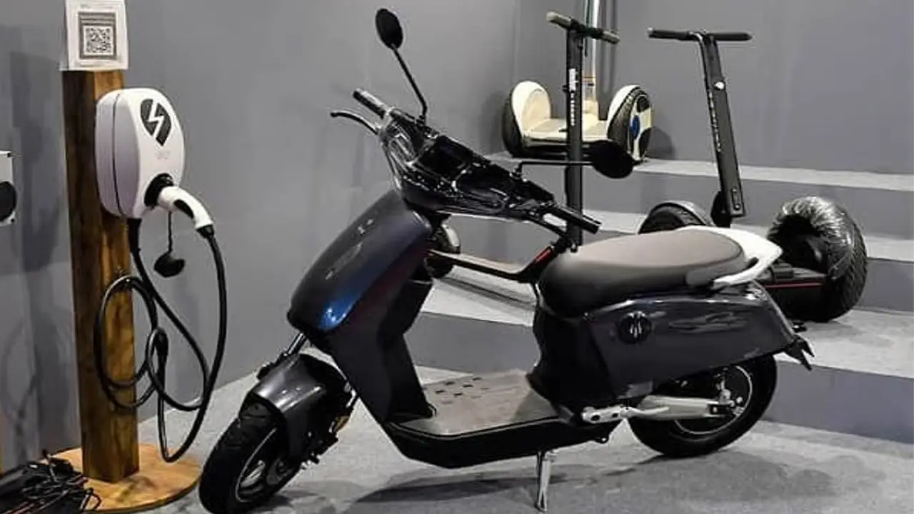 A Comprehensive Electric 2W Sales Report for March 2026!