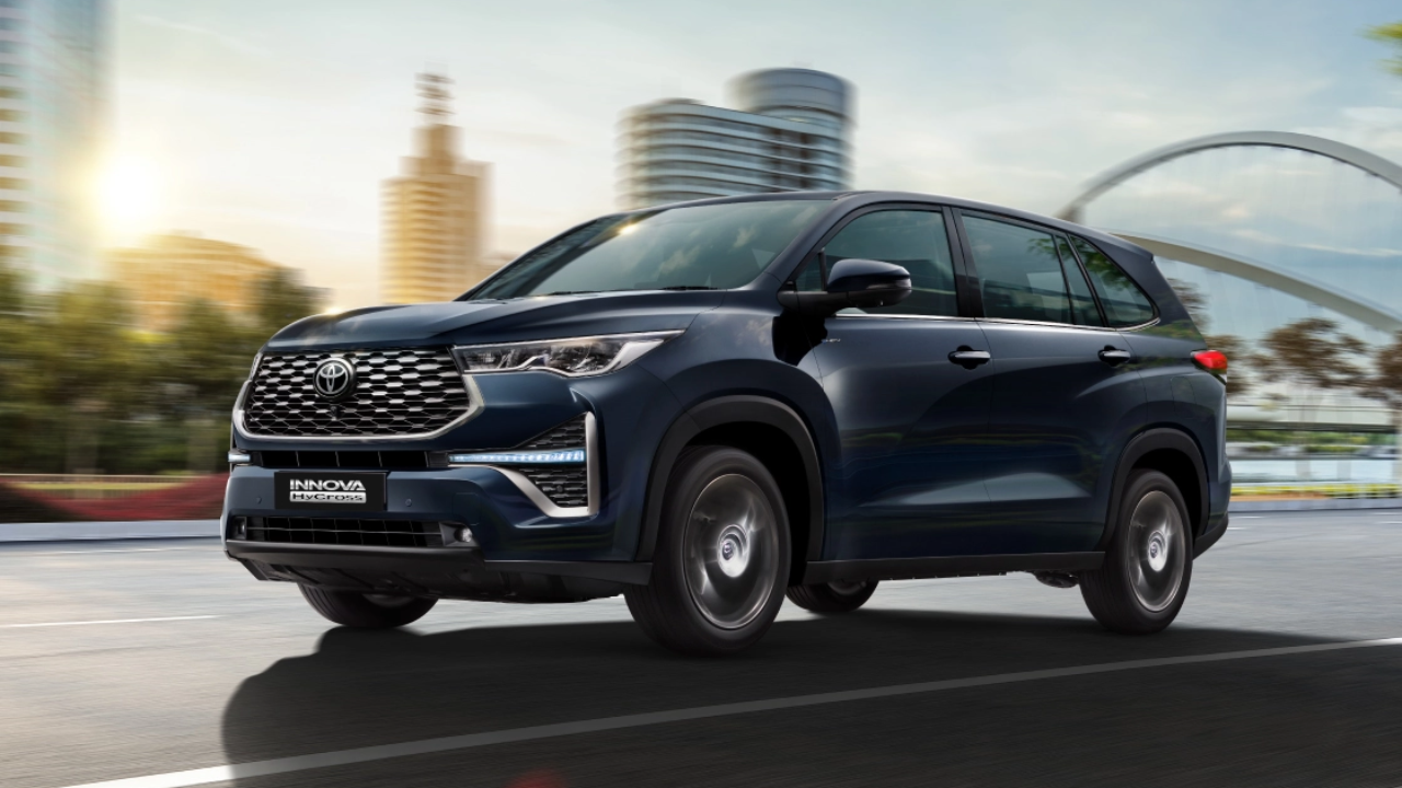 Toyota Innova HyCross Crosses 2 Lakh Sales in India, Hybrid Variant Drives Demand