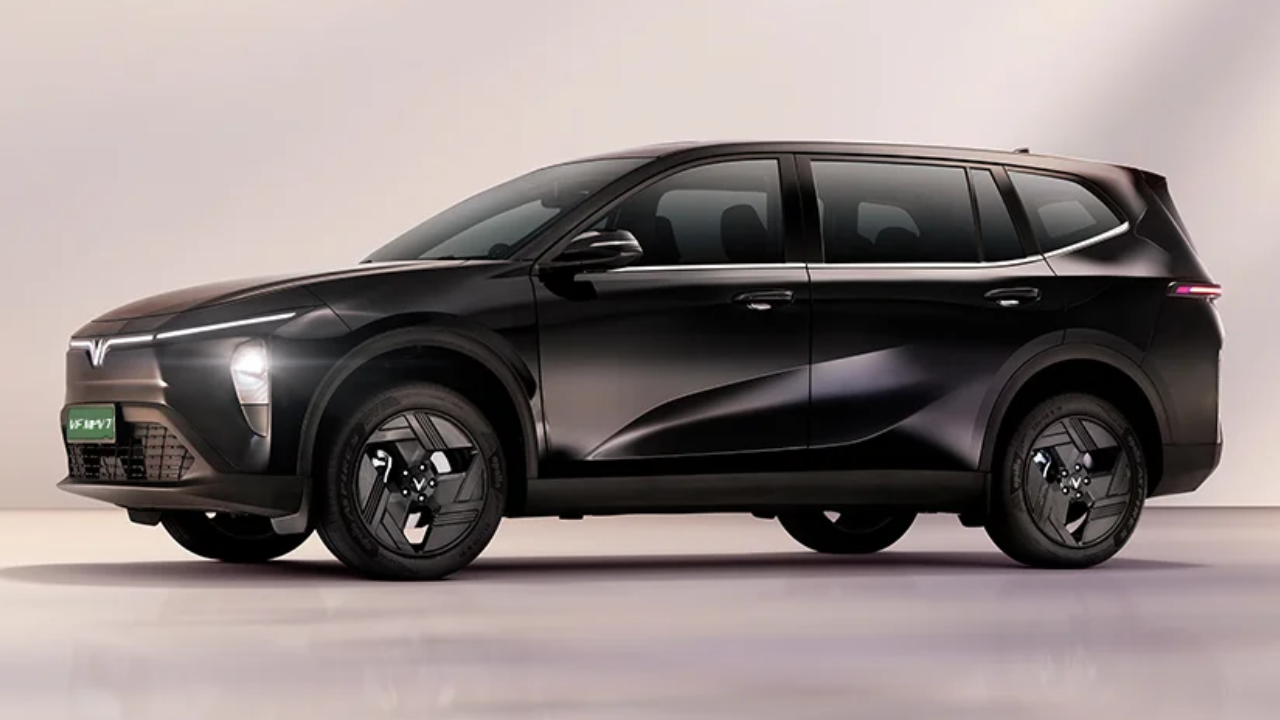VinFast VF MPV 7 Launched in India at Rs 24.49 Lakh