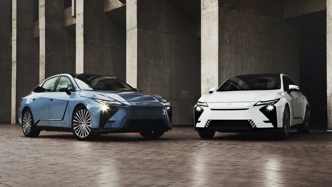 2026 Lexus ES Debuts in US with Hybrid and Electric Options