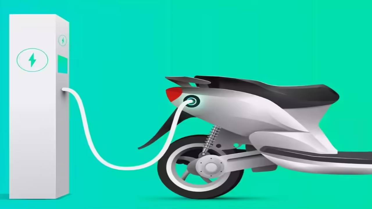 India Electric Two-Wheeler Penetration Reaches 6.5% in FY 2025–26