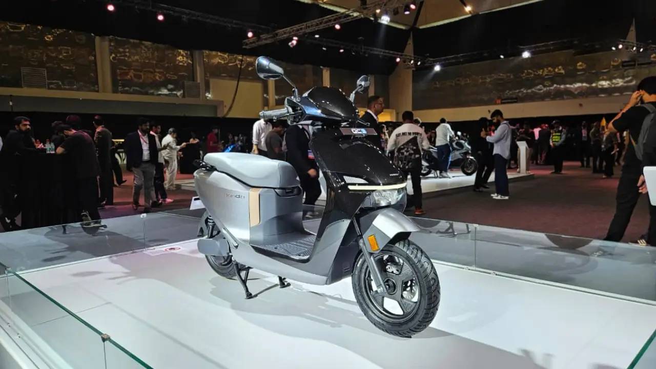 Honda QC3 Unveiled in India: 3kWh Battery, 151 km Range, Smart Features & Family-Focused Design