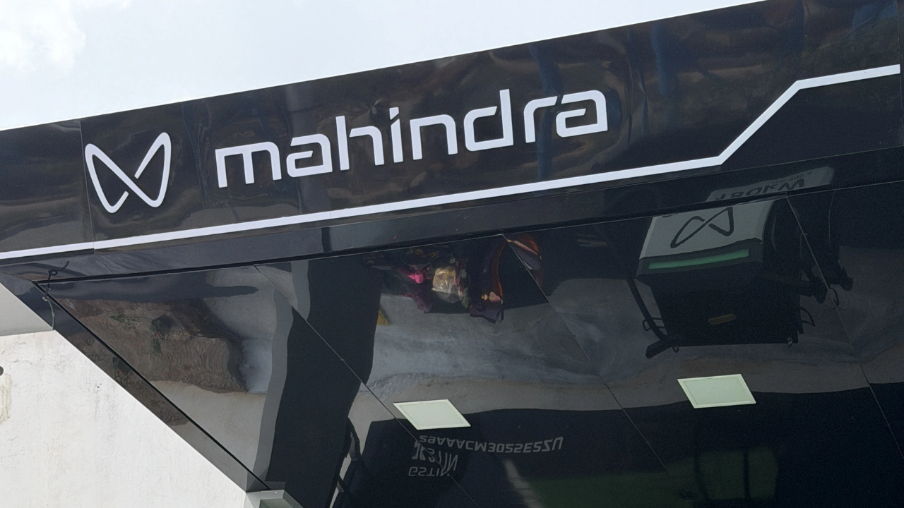 Mahindra Charge_iN Network Reaches 50 EV Charging Stations in India